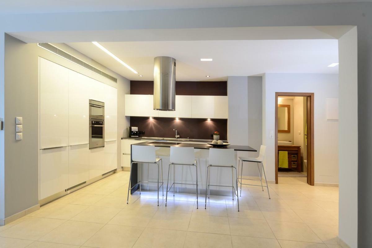 Spacious Fully Equipped 3Bd 2Bath Apt In The Heart Of City With Balconies Ac And Fast Wifi #2 Héraklion Extérieur photo