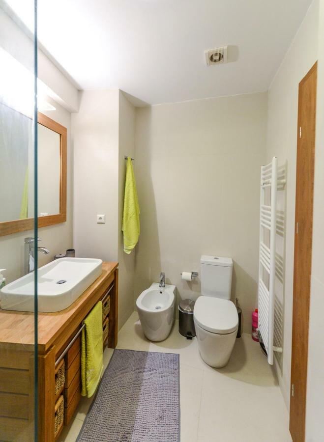 Spacious Fully Equipped 3Bd 2Bath Apt In The Heart Of City With Balconies Ac And Fast Wifi #2 Héraklion Extérieur photo